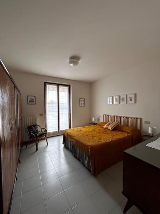 Near Town Centre And Lake - Le Colombe باردولينو المظهر الخارجي الصورة